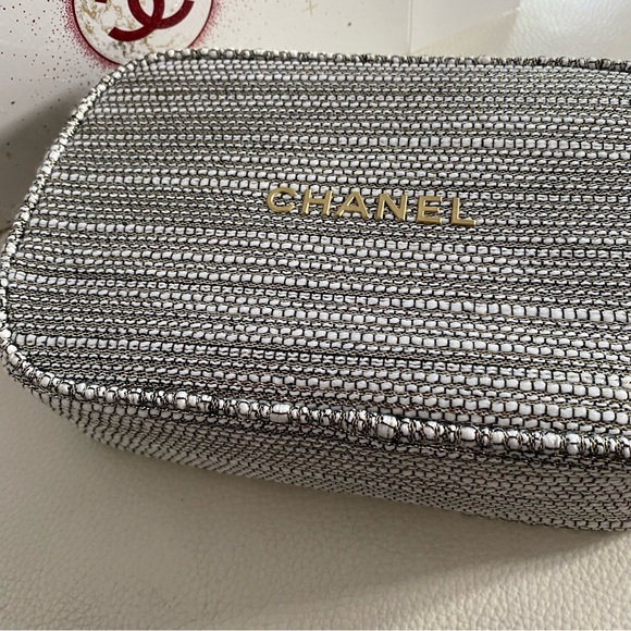 Chanel ROUTINE RESET Cleansing Duo - Picture 3 of 6